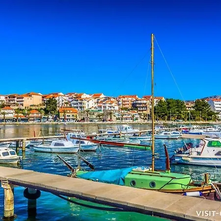 With Seaview + Private Garage Parking Apartamento *