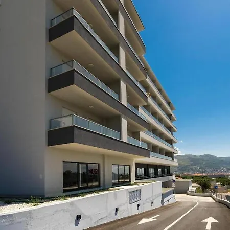 Apartamento With Seaview + Private Garage Parking